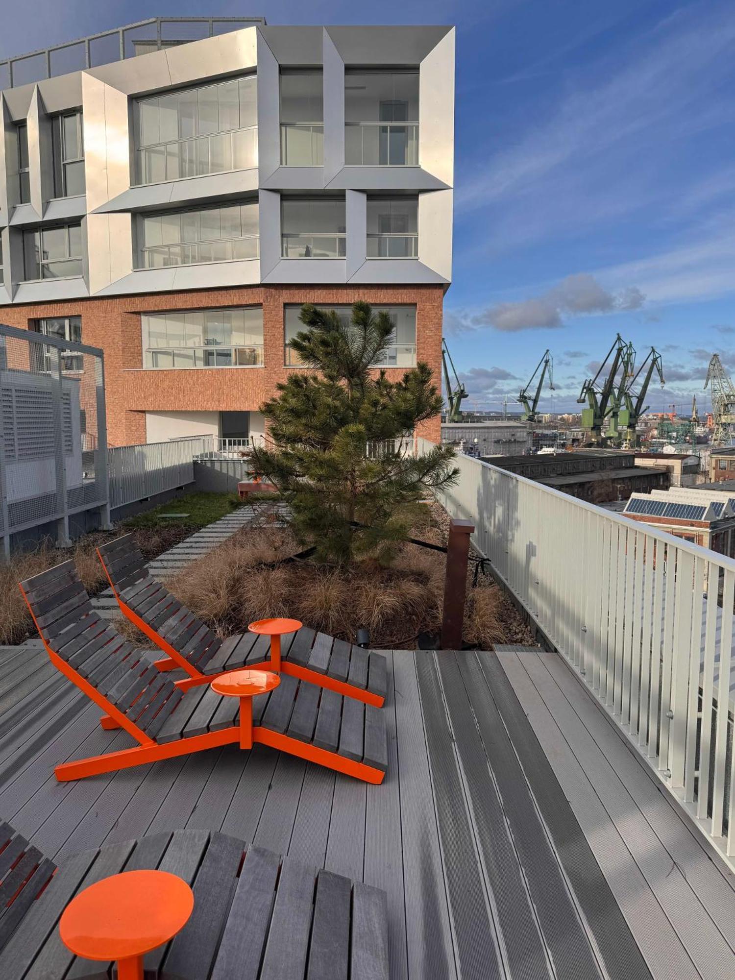 Apartament Zurawie 60 *